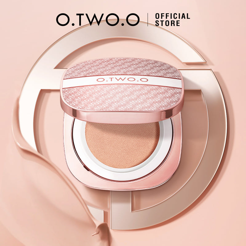 O.TWO.O 2025 BB Cushion Liquid Foundation Medium Coverage Moisturizing Brightening Oil-Control